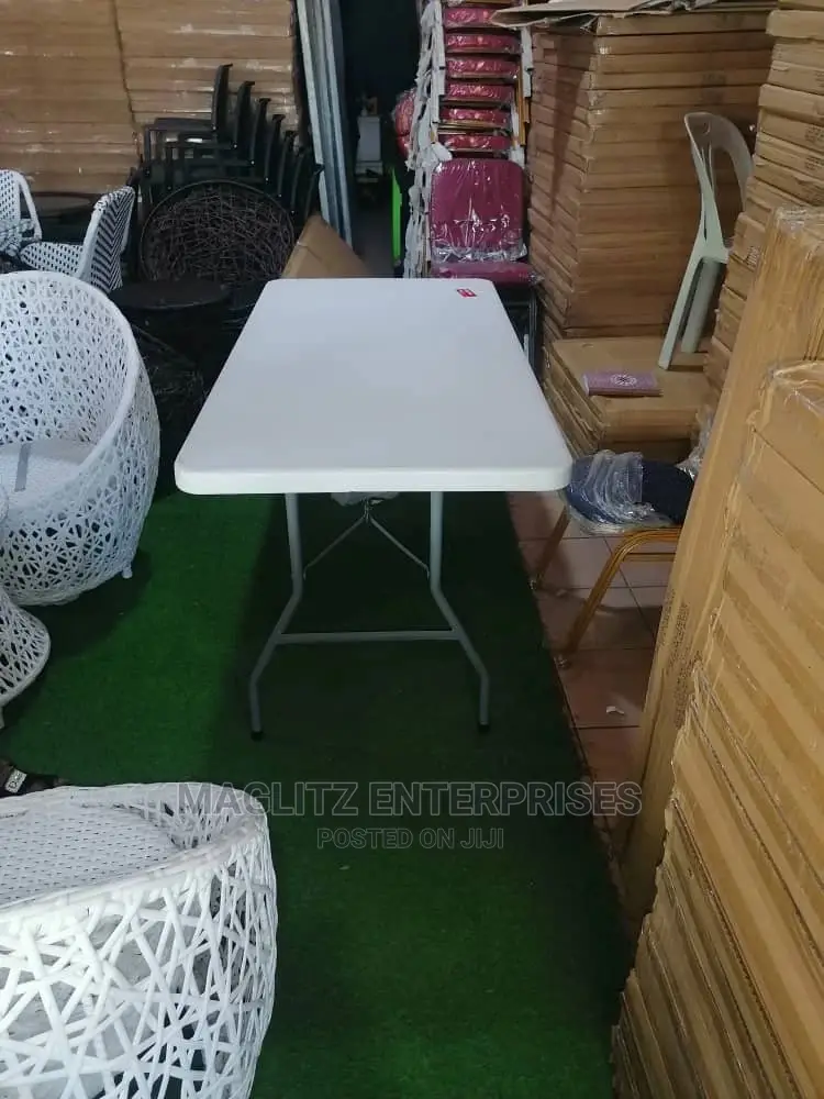 Quality 4ft Table