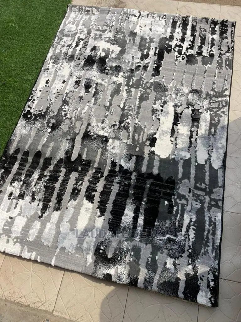 Classic Center Rug