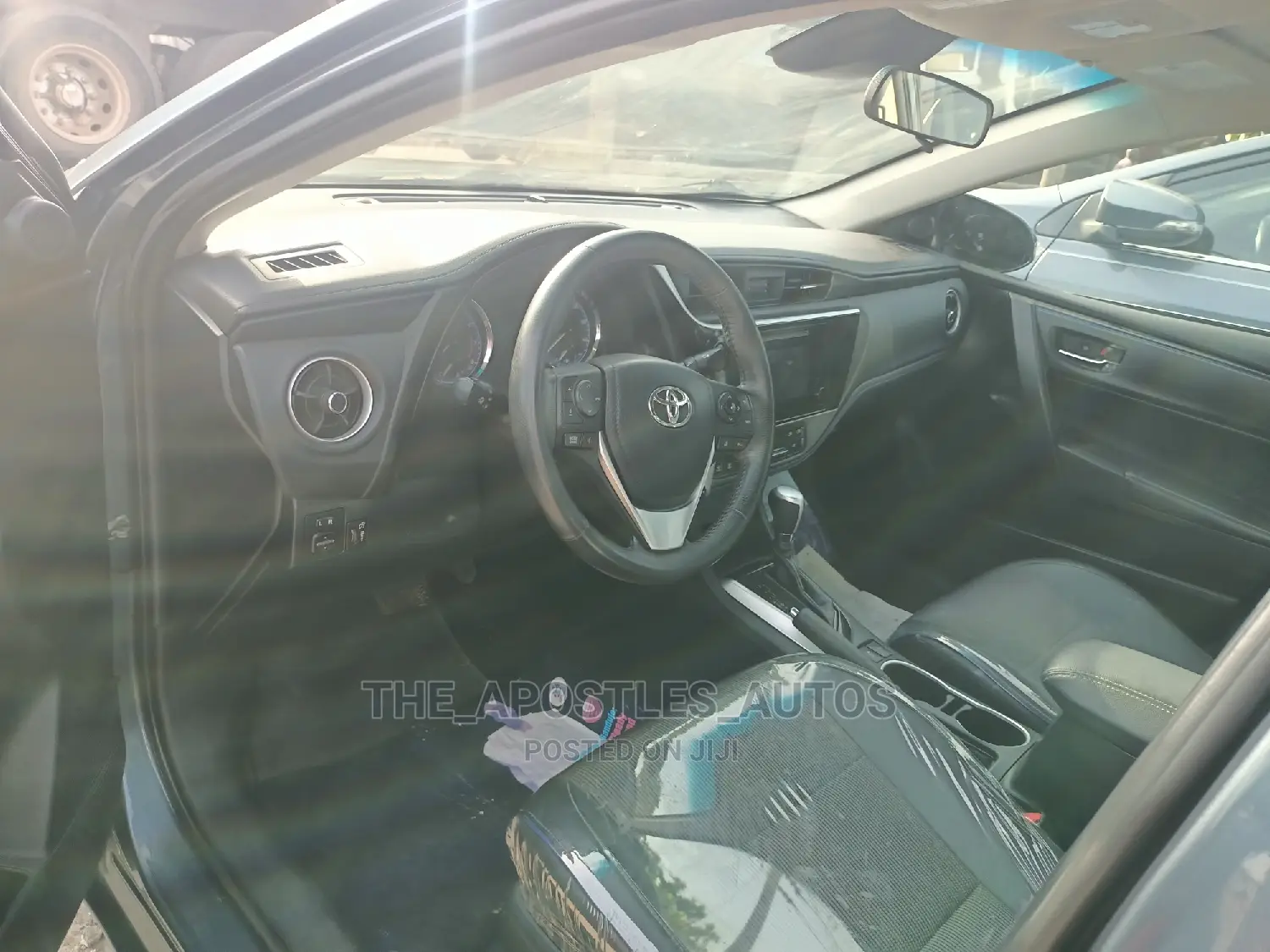 Toyota Corolla 2017 Gray