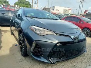 Toyota Corolla 2017 Gray