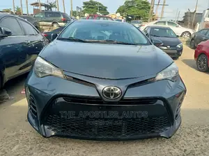Toyota Corolla 2017 Gray