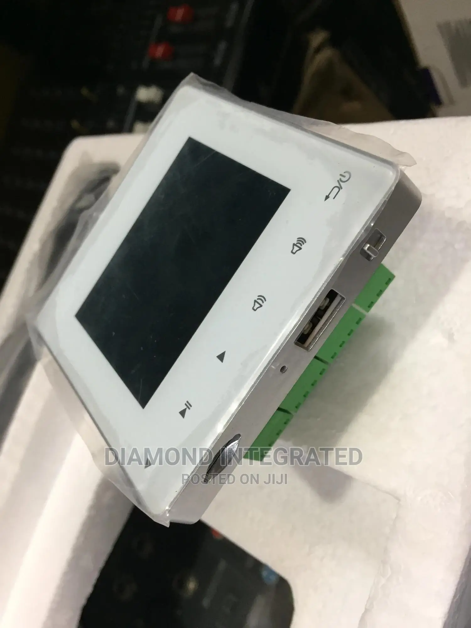 Bluetooth Keypad With Auxiliary Input