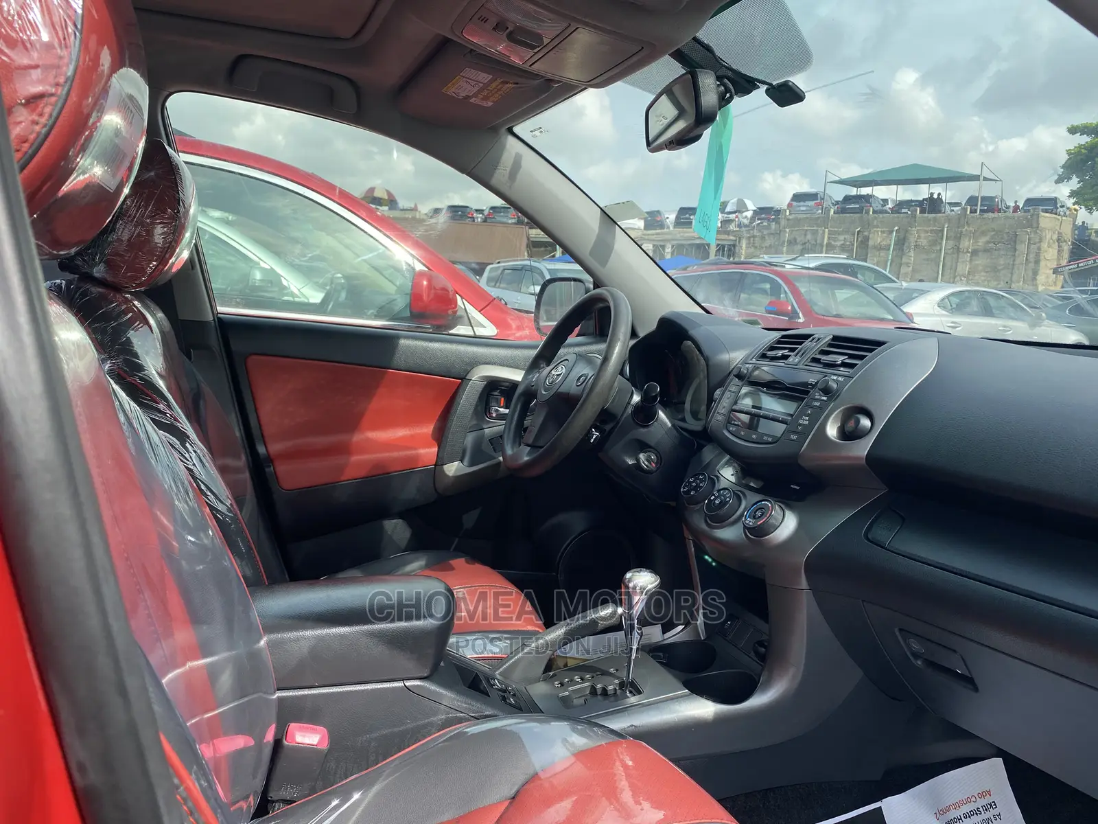Toyota RAV4 2010 Red