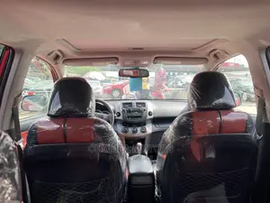 Toyota RAV4 2010 Red