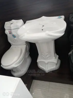 Lavida White Royal Executive Water Closet