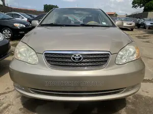 Toyota Corolla LE 2006 Gold