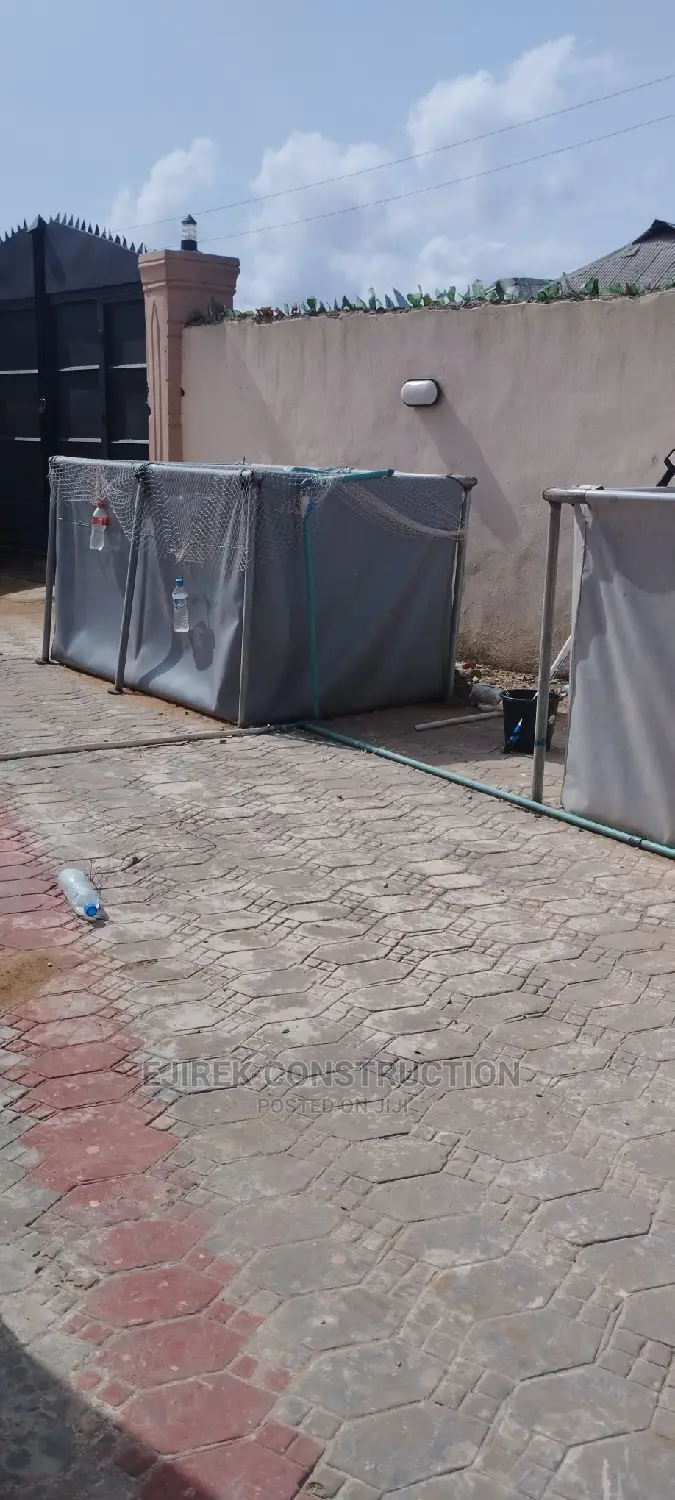 Mobile Fish Trampoline Pond