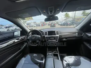 Mercedes-Benz M Class 2015 Black