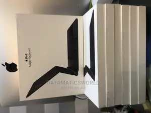 Apple iPad Magic Keyboard