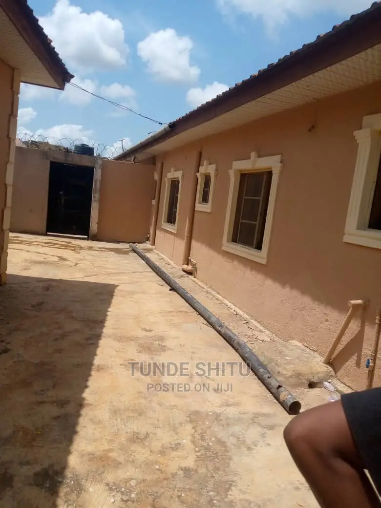 Furnished 1bdrm Apartment in Awobo Estate, Ikorodu for rent