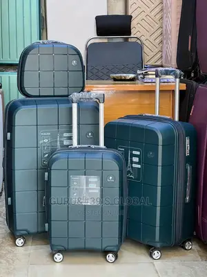 Luxury Traveling Boxes for Rich Peeps