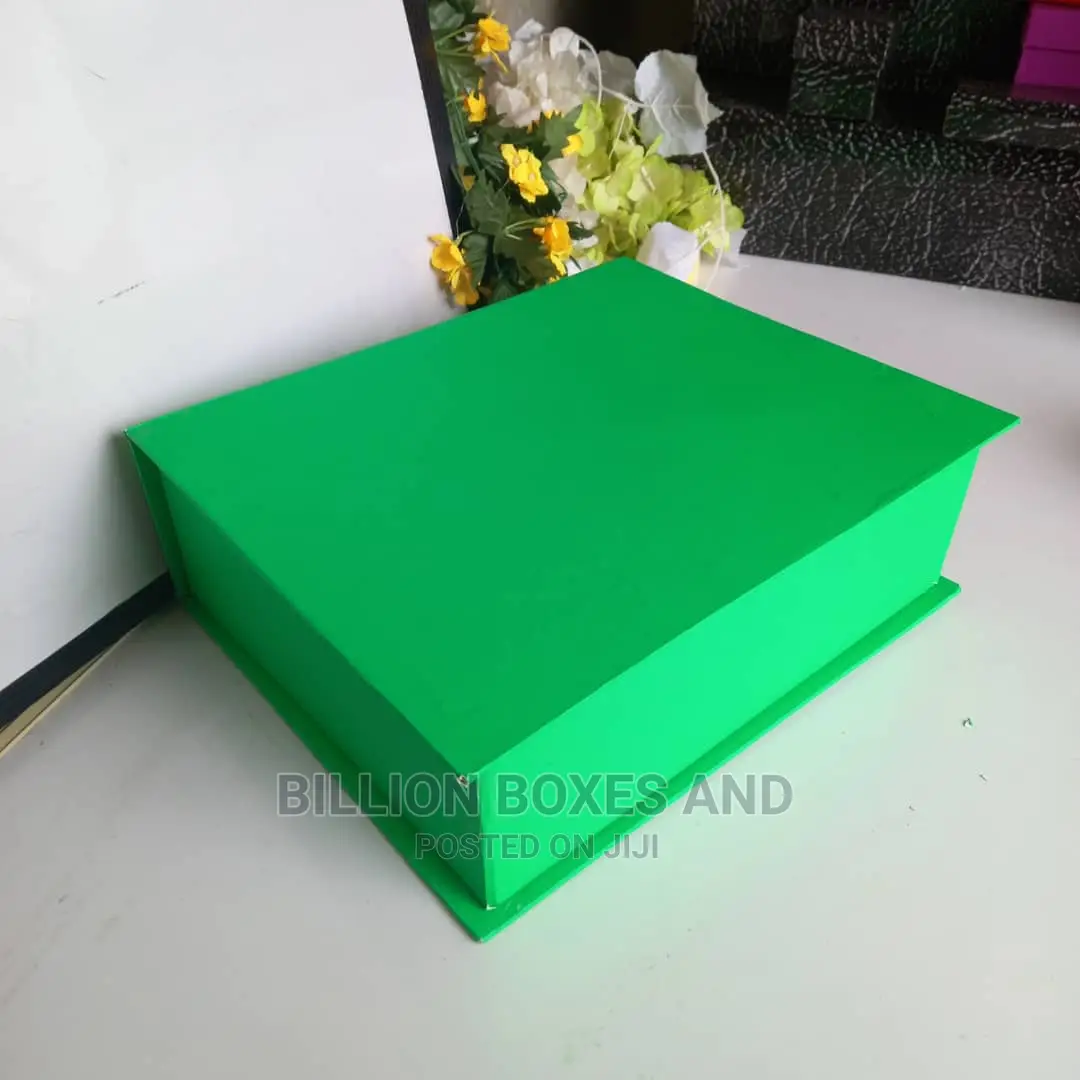 Ready Made Green Color Gift Box