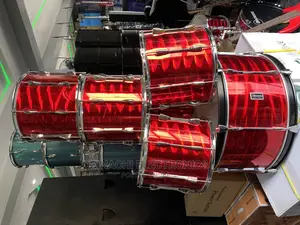 Mackie Parade Drum Set