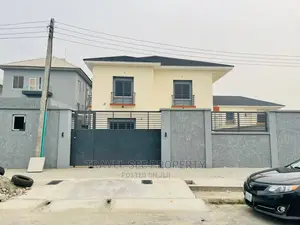 Furnished 5bdrm Duplex in Admiratly Roads for Sale