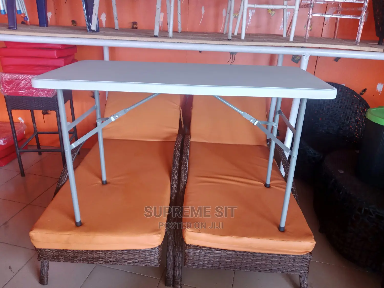 Four Feet Foldable Table