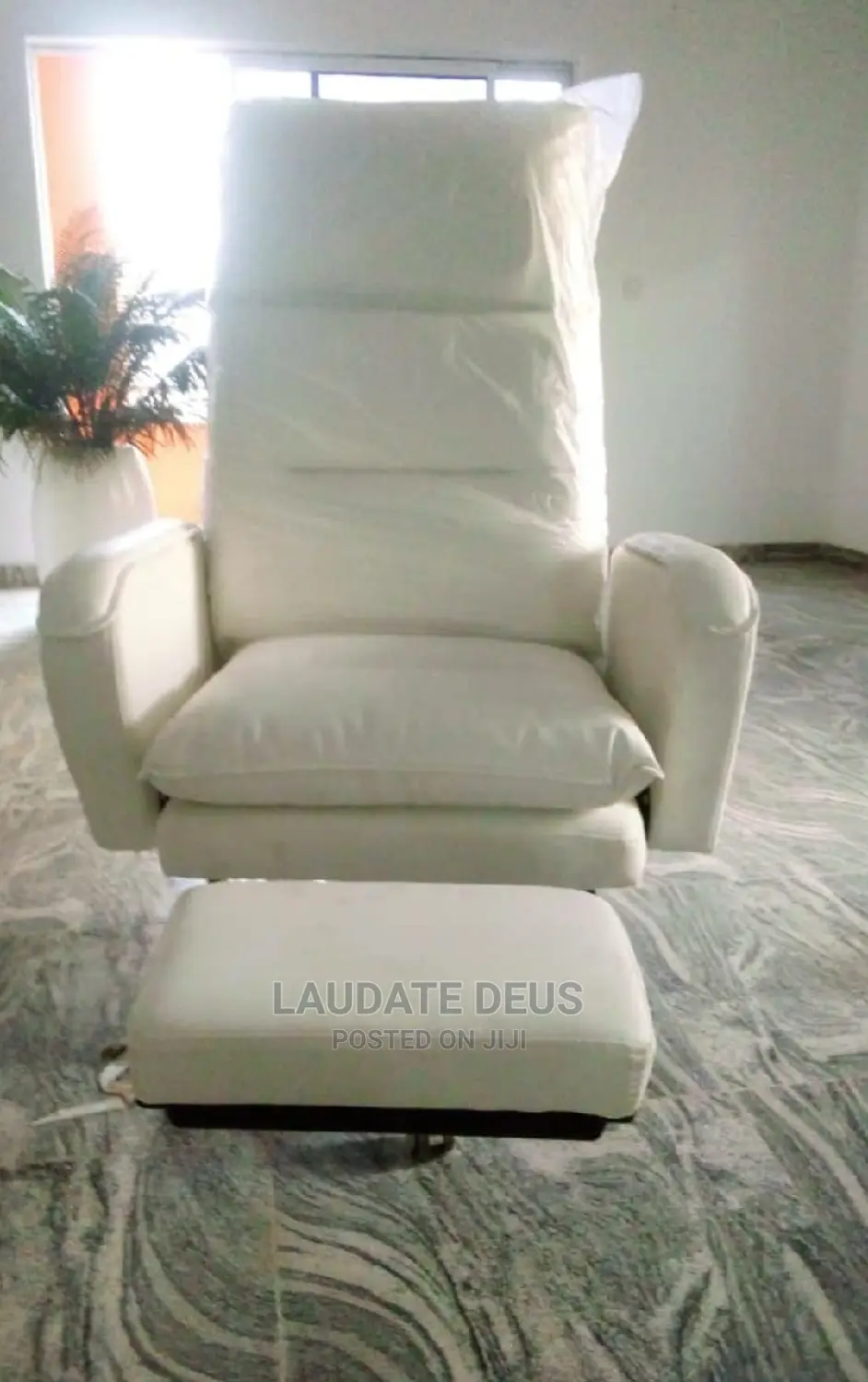 Executive Swivel Boss Office Chair