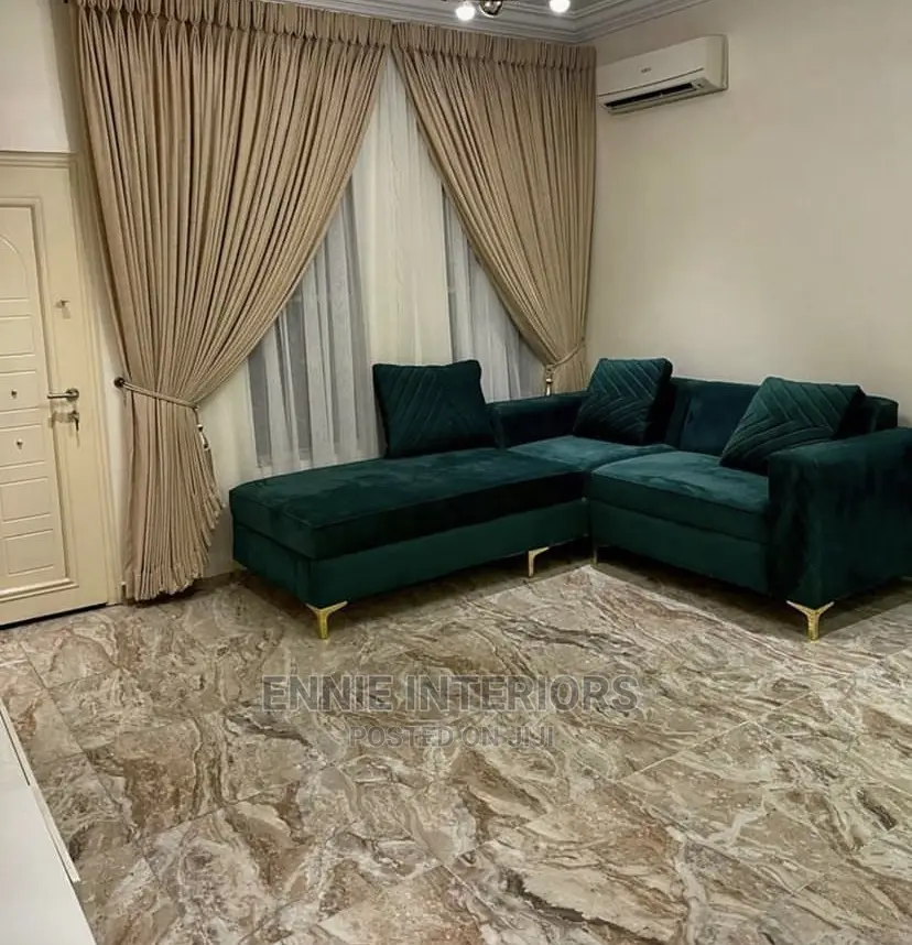 Curtains and Window Blinds