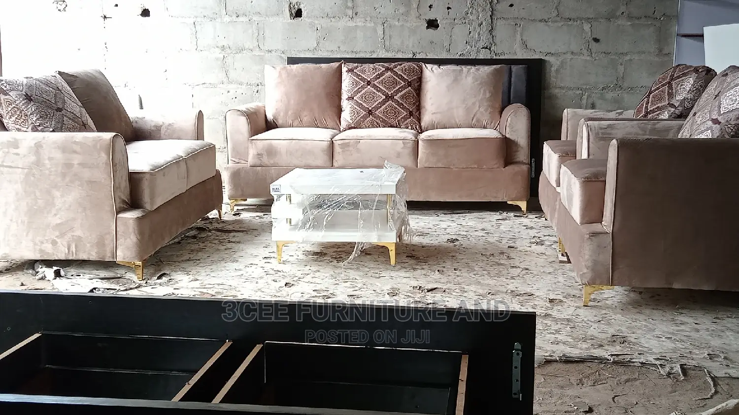 Set of Sofa