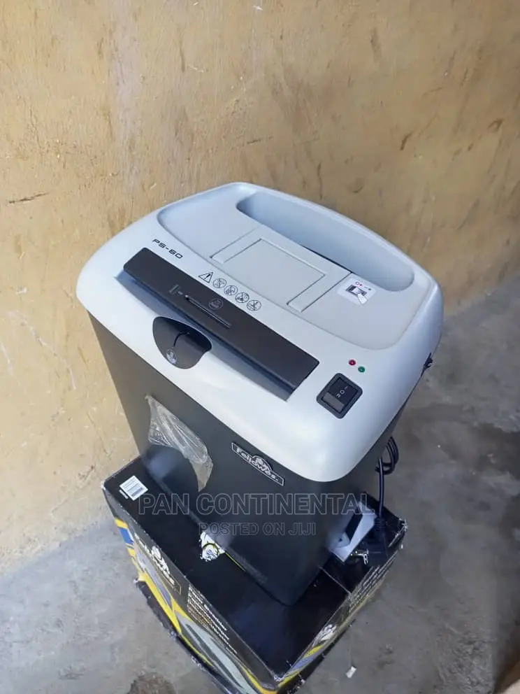 Brand New Paper Shredder