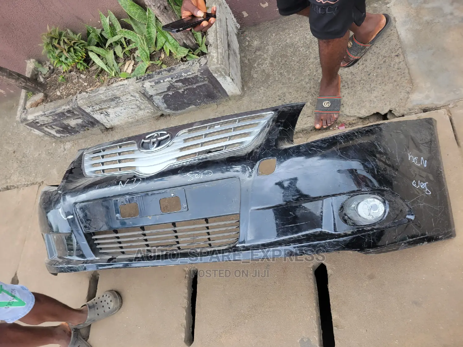 Avensis 2010 Front Bumper