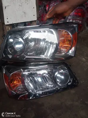 Highlander 2005 Headlights