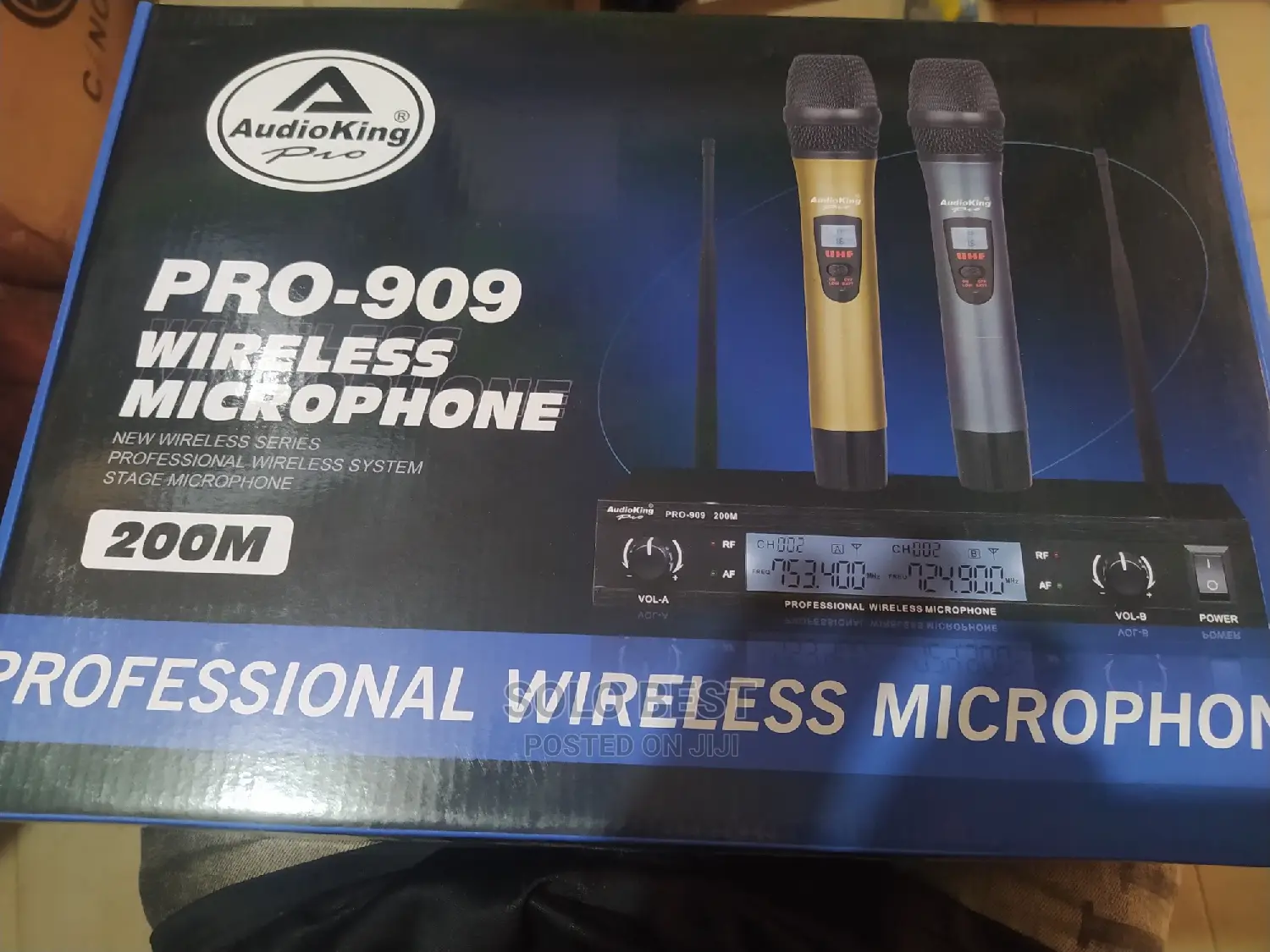 Audioking Digital Wireless Microphone Model U202M