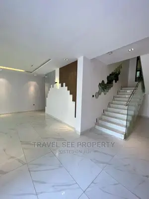 Furnished 5bdrm Duplex in Bananas Lsland for rent