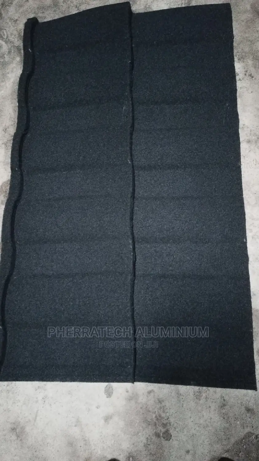 Roman Tiles Black