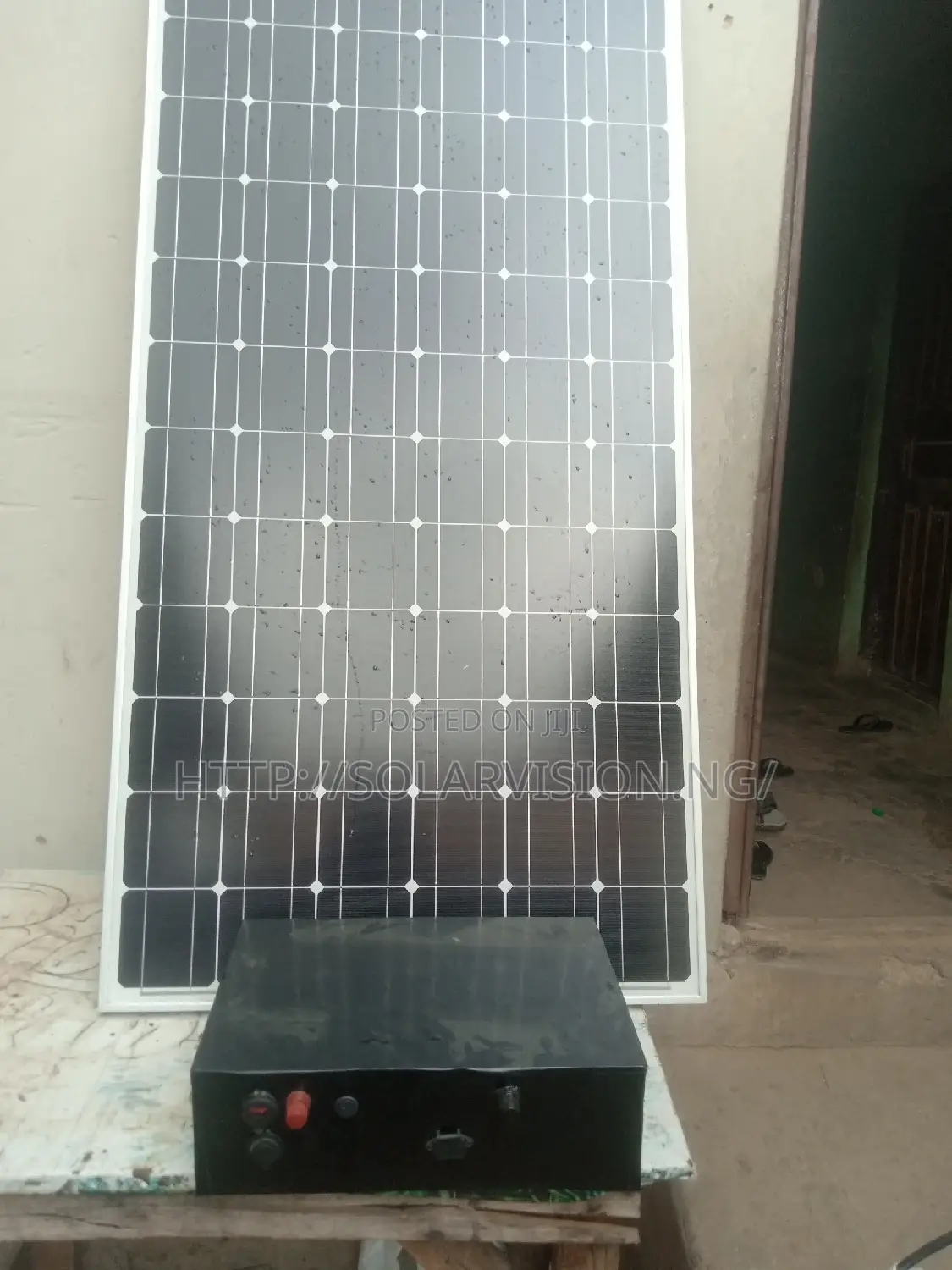 2500watts Solar Generator Litium 2 Years Warranty