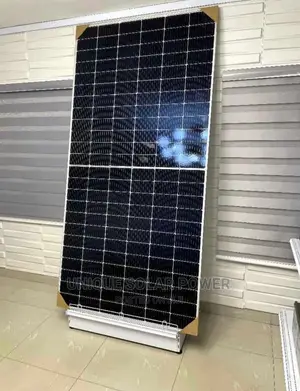 560 Watt Solar Panels Half Cut