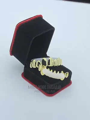 Stylish Gold Unique Teeth Grills