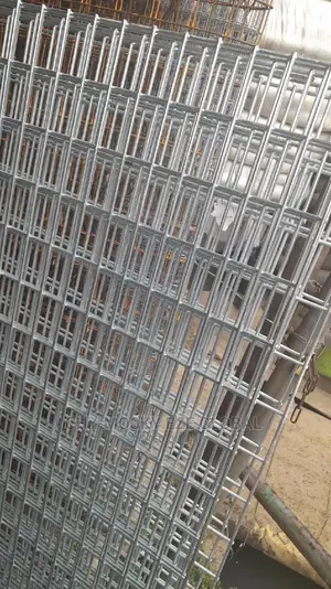 Iron/Wire Mesh 2×1 3mm 4×12ft (All Sizes Available)