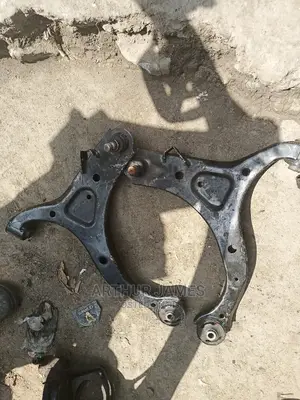 Lower Arm Hyundai Santa Fe and Veracruz 2008