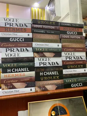 Decor Books