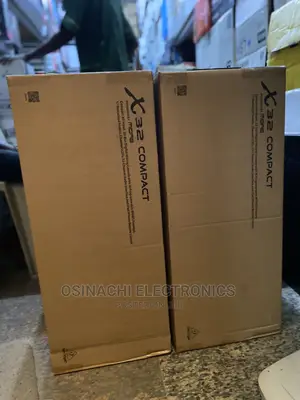 Behringer X32 Compact