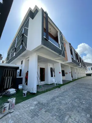 3bdrm Duplex in Lekki Ikota Road for sale