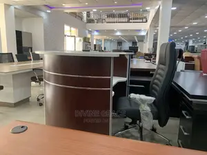 Receptionist Office Front Desk Table