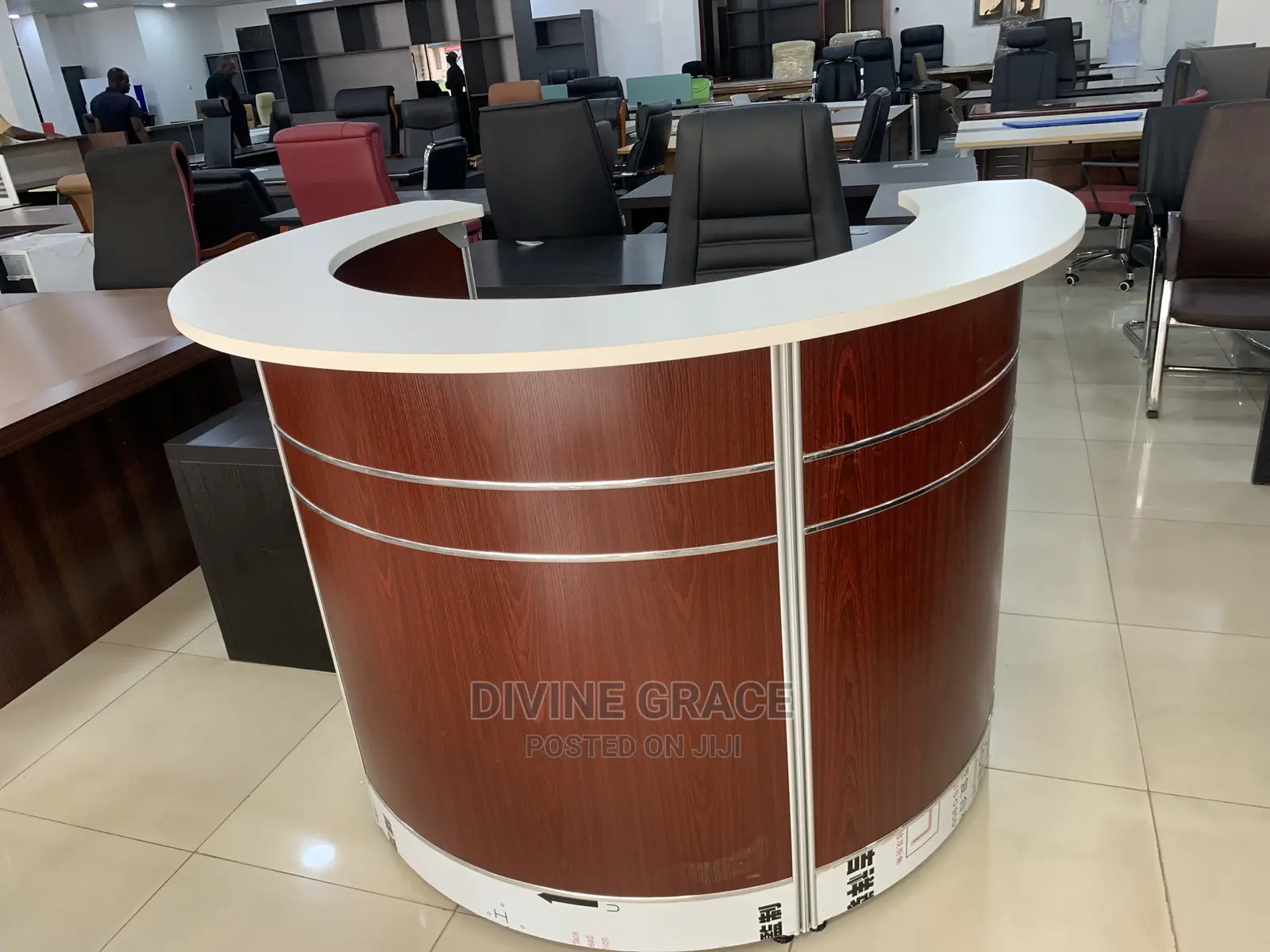 Receptionist Office Front Desk Table