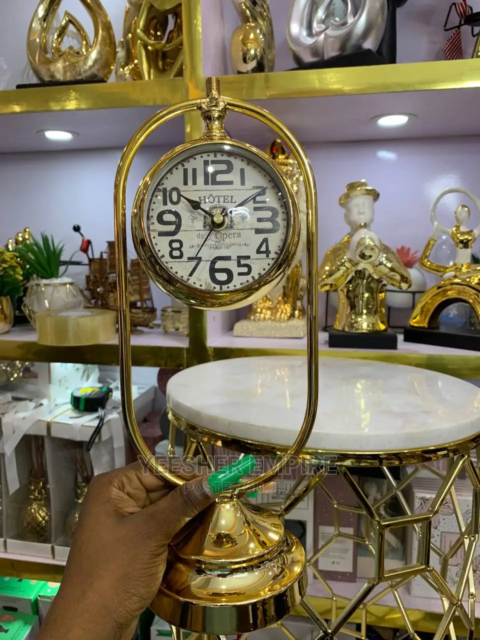 Cafe Tour Unique Clock
