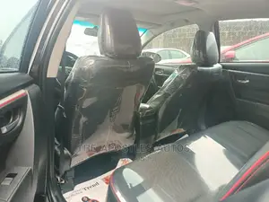Toyota Corolla 2016 Black