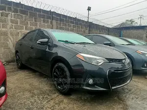 Toyota Corolla 2016 Black