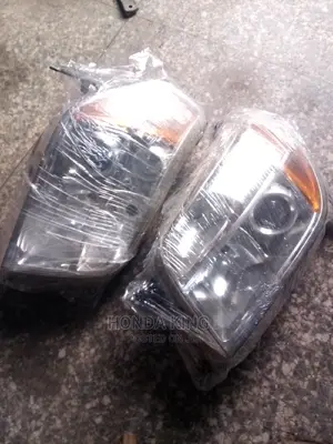 Headlights Honda Pilot 05-07 Model