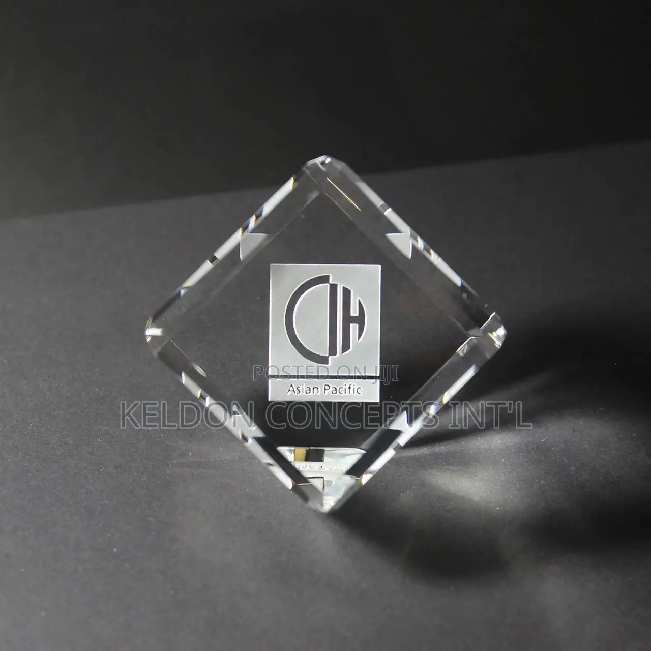 Customized Crystal Paper Weight Moq: 100pcs