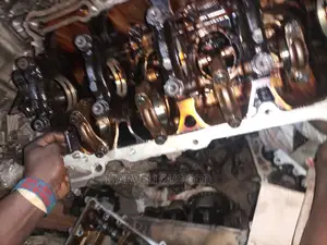 Tukunbo Block and Pistons 2az