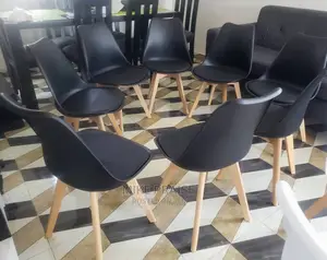 Photo - Quality Fancy Chair
