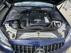Mercedes-Benz C300 2016 Blue