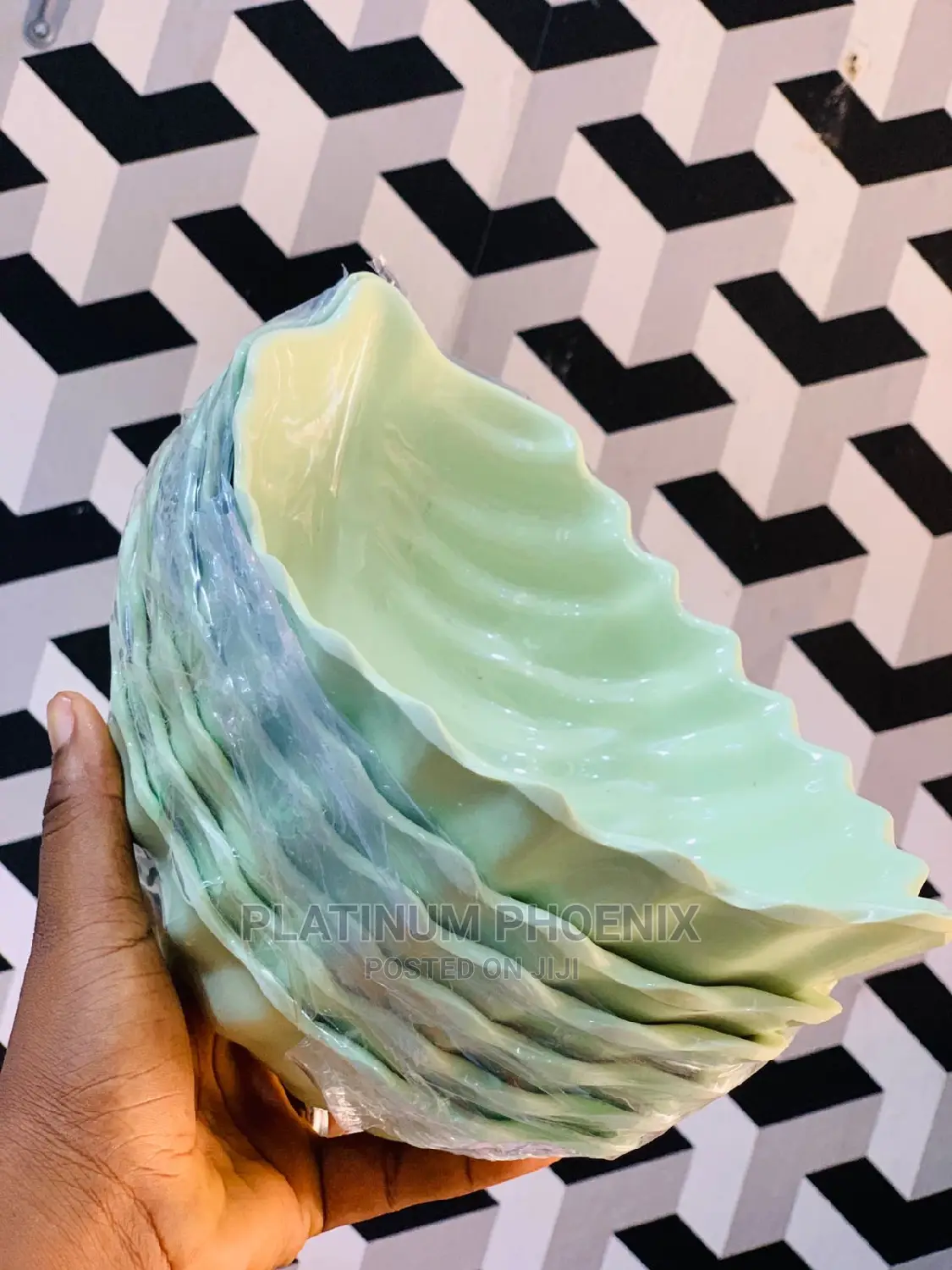 Unbreakable Bowl (Leave Shape)