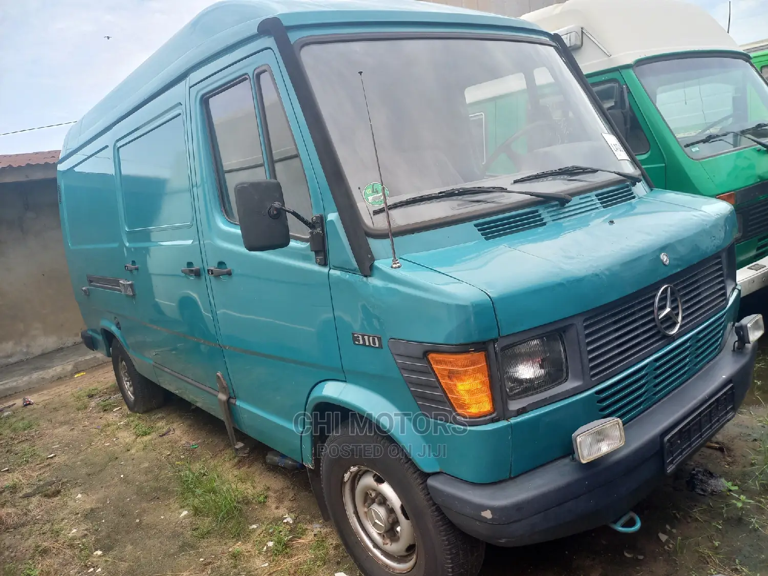 Mercedes-Benz Tourismo 2000 Green