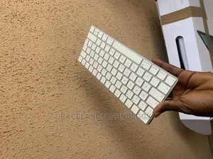 Apple Magic Keyboard 2