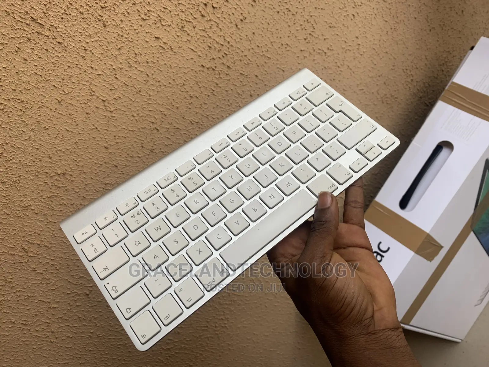 Apple Magic Keyboard 1